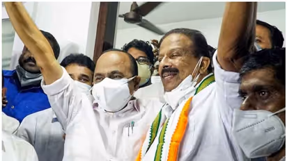 ഗ്രൂപ്പില്ലാതാക്കാൻ വന്നവർക്ക് പുതിയ ഗ്രൂപ്പ് ? പുനസംഘടനയിൽ ഇടഞ്ഞ് സുധാകരൻ, പരാതി പരിഹരിക്കുമെന്ന് സതീശൻ