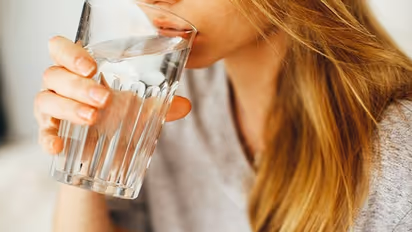 বর্ষায় বজায় থাকুক শারীরিক সুস্থতা, রোগ মুক্তি থাকতে মেনে চলুন এই ১০টি টিপস