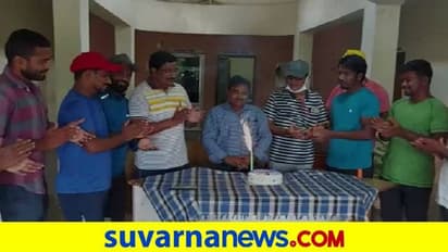 ಕೊಪ್ಪಳ: ಕೋವಿಡ್ ನಿಯಮ ಉಲ್ಲಂಘಿಸಿ ಕನಕಗಿರಿ ತಹಶೀಲ್ದಾರ್ ಬರ್ತ್ಡೇ ಸಂಭ್ರಮ