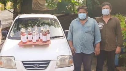 കര്ണാടകയില് നിന്നും കേരളത്തിലേക്ക് കാറിൽ മദ്യം കടത്തിയ രണ്ടു പേർ പിടിയിൽ