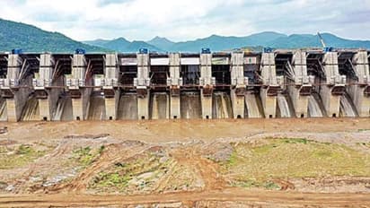 పోలవరంపై నాలుగు రాష్ట్రాలతో ముగిసిన కేంద్ర జల్శక్తి శాఖ భేటీ... ఏం తేల్చారంటే..?