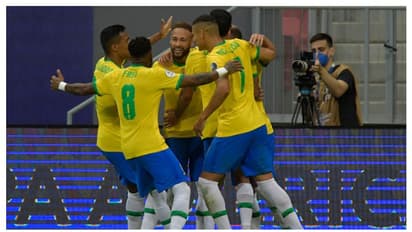 পেরুর বিরুদ্ধে ব্রাজিল দলে হতে পারে একাধিক পরিবর্তন, জয়ের বিষয়ে আত্মবিশ্বাসী নেইমাররা