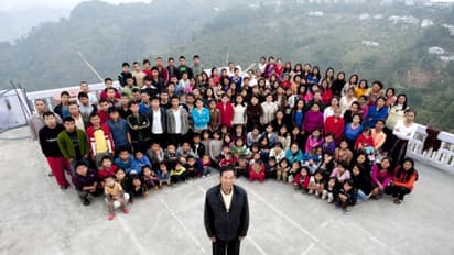 Photos: 38 पत्नियां और 89 बच्चों वाले शख्स का निधन, 100 से अधिक कमरों वाले 4 मंजिला घर में रहते थे