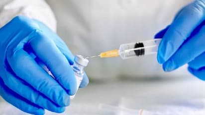 ಹೊಸ ಲಸಿಕೆ ನೋವಾವಾಕ್ಸ್ ಶೇ.90 ರಷ್ಟು ಪರಿಣಾಮಕಾರಿ: ಕ್ಲಿನಿಕಲ್ ವರದಿ!