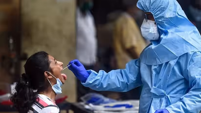 அட கடவுளே.. மூன்றாவது அலை தொடங்கிடுச்சா.? மத்திய உள்துறை செயலாளர் மாநில அரசுகளுக்கு அவரச கடிதம்.