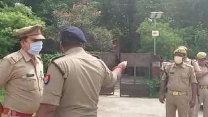 न कोई सेलिब्रिटी न नेता..झुग्गी में रहने वाले 2 महीने के बच्चे को 24 घंटे मिल रही है पुलिस की सुरक्षा