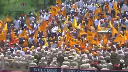 ಸಿಎಂ ಮನೆ ಹೊರಗೆ ಅಕಾಲಿ ದಳದ ಪ್ರತಿಭಟನೆ, ಸುಖ್‌ಬೀರ್‌ ಬಾದಲ್‌ ವಶಕ್ಕೆ!