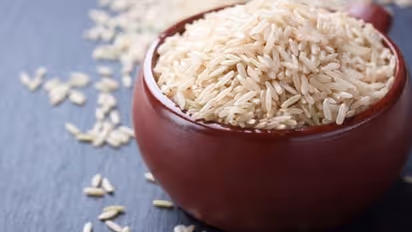 ಅಕ್ಕಿಯ ಈ ಪರಿಹಾರದಿಂದ ರಾತ್ರೋ ರಾತ್ರಿ ಅದೃಷ್ಟ ನಿಮ್ಮದಾಗುತ್ತೆ!