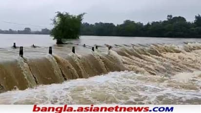 ভারী বৃষ্টিতে ভয়াবহ অবস্থা দক্ষিণবঙ্গে, ফুঁসছে নদী, উদ্ধার কাজে নামল প্রশাসন, দেখুন ছবি