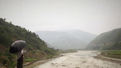 ಮಳೆ ತಗ್ಗಿದರೂ ಉತ್ತರ ಕರ್ನಾಟಕದಲ್ಲಿ ಪ್ರವಾಹ ಆತಂಕ..!