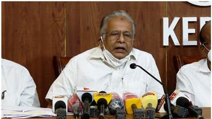 'മദ്യശാലകള് തുറന്നിട്ടും ആരാധനാലയങ്ങള് തുറക്കാത്തത് തെറ്റ്'; പ്രതിഷേധത്തിന് ലീഗ്