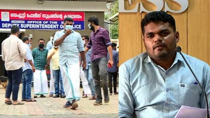 സുരേന്ദ്രന് എതിരായ കേസ് ബത്തേരി പൊലീസ് പി.കെ.നവാസിൻ്റെ മൊഴിയെടുക്കുന്നു