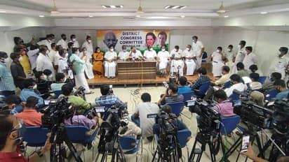 പുനഃസംഘടനയിൽ അടിമുടി മാറ്റമെന്ന് വിഡി സതീശൻ; ജംബോ കമ്മിറ്റി വേണ്ടെന്ന് ഉറപ്പിച്ച് കെ സുധാകരൻ