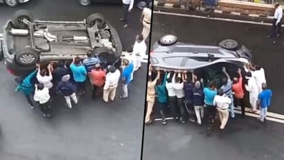 Mumbaikars come together, helped overturned an SUV back on its wheels; Watch Video