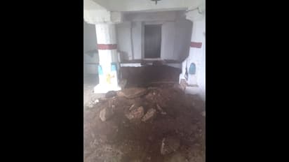 ನಿಧಿಯಾಸೆಗೆ ಹೂವಿನಹಡಗಲಿ ಐತಿಹಾಸಿಕ ದೇಗುಲದ ಗೋಪುರ ಭಗ್ನ!