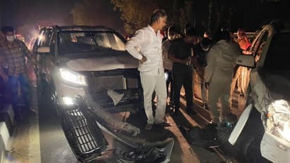 మంత్రి హరీశ్రావు కాన్వాయ్కి ప్రమాదం.. పూర్తిగా ధ్వంసమైన కారు, తృటిలో తప్పిన ప్రాణాపాయం