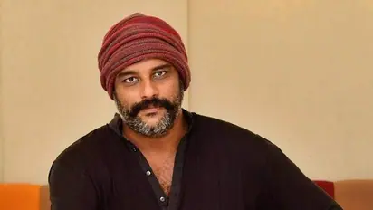 'ഇതും കൂടിയേ ബാക്കിയുണ്ടായിരുന്നുള്ളൂ'; പുതിയ സിനിമാ നിയമ കരടിനെതിരെ മുരളി ഗോപി