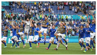 টানা তিন জয় ইতালির, গোল পার্থক্যে শেষ ষোলোয় পৌছল ওয়েলসও