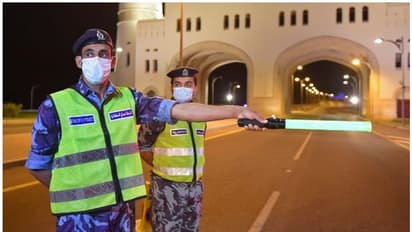 ഒമാനില് രാത്രി ലോക്ക്ഡൗണ് ആരംഭിച്ചു