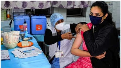 രാജ്യത്ത് ഇന്ന് റെക്കോഡ് വാക്സിനേഷൻ; 24 മണിക്കൂറിനിടെ 69 ലക്ഷം ഡോസ് വിതരണം ചെയ്തു