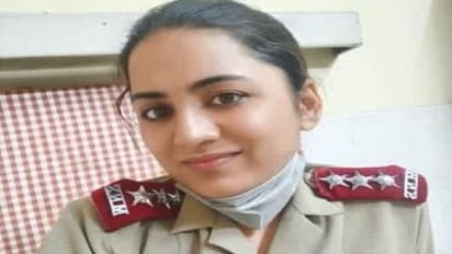 लेफ्टिनेंट अफसर ने पति की क्रूरता से तंग आकर किया सुसाइड, पिता बोले-वो स्कवाड्रन लीडर होकर भी हैवान