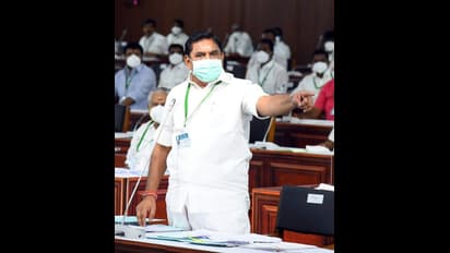 சட்டமன்ற கூட்டம் தொடங்கிய உடனேயே அதகளம் செய்த அதிமுக.. பட்ஜெட் வாசிப்பை நிறுத்தினார் பிடிஆர்..