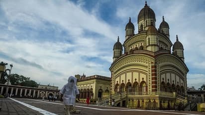 বৃহস্পতিবার থেকেই খুলে যাচ্ছে দক্ষিণেশ্বরের মন্দিরের দরজা, কটা থেকে কটা ভবতারিণী দর্শন