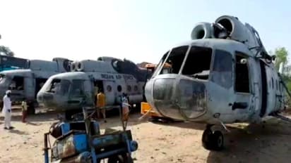 पंजाब में एक कबाड़ी ने खरीदे 6 हेलिकॉप्टर, पूरे शहर के लोग हैरान..देखने के लिए उमड़ रही भीड़