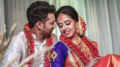 ವೈದ್ಯೆ ಪತ್ನಿ ಸುಸೈಡ್ಗೆ ಕಾರಣವಾಗಿದ್ದ ಗಂಡ ಸರ್ಕಾರಿ ಕೆಲಸದಿಂದ ವಜಾ