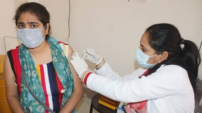 सेकंड वेव में कहर बरपाने वाले डेल्टा वेरिएंट से ज्यादा खतरनाक है Delta Plus? क्या ये थर्ड वेव की शुरुआत है