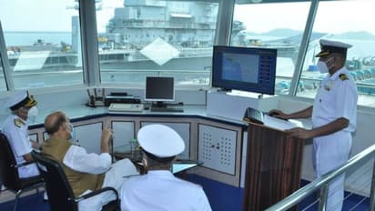 डिफेंस मिनिस्टर ने किया कारवार का दौरा, कहा- इसे एशिया का सबसे बड़ा नेवी बेस बनाना चाहता हूं