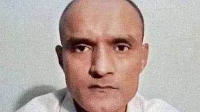 Kulbhushan Jadhav: বিল পাশ পাক সংসদে, মৃত্যুদণ্ডের বিরুদ্ধে আবেদন করতে পারবেন কুলভূষণ যাদব