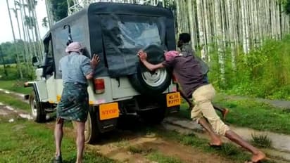 വെളുക്കൊല്ലിക്കാര്ക്ക് ഉള്ളത് ചെളി നിറഞ്ഞ മണ്പാത; ഫണ്ടിനെയും വനംവകുപ്പിനെയും പഴിചാരി പുല്പ്പള്ളി പഞ്ചായത്ത്