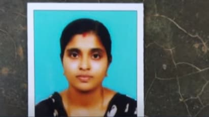 നേഴ്സായ യുവതിയെ തൂങ്ങിമരിച്ച നിലയിൽ കണ്ടെത്തി