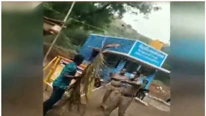 வேலியே பயிறை மேய்வதா? கோவையில் டிவி திருடிய போலீசை கண்டு மக்கள் அச்சம்