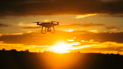 लश्कर और जैश कर रहे आतंकी गतिविधियों में ड्रोन का इस्तेमाल, सीमा पर कुछ वर्षाें से ड्रोन में काफी बढ़ोतरी