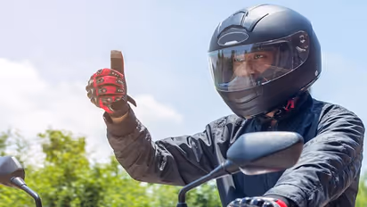 ஹெல்மெட் போட்டாலும் இதை செய்யுங்க.. இல்லைனா அபராதம் தான் மக்களே.. உஷார்.!!