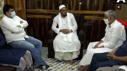 ফুরফুরায় আব্বাসের সঙ্গে বৈঠক, আব্দুল মান্নান বললেন 'সনিয়ার নির্দেশেই চলেন তিনি'