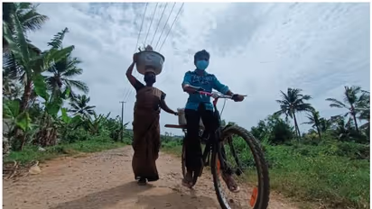 അഭിജിത്തിന് ജീവിക്കണം, ഒപ്പം സഹോദരിയേയും അമ്മൂമ്മയേയും നോക്കണം; മീന് വിറ്റാണെങ്കിലും !