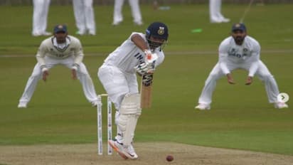 ഇംഗ്ലണ്ട് പര്യടനം: റിഷഭ് പന്ത് കൊവിഡ് പോസിറ്റീവ് എന്ന് റിപ്പോര്ട്ട്