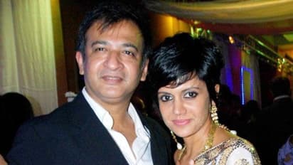 স্বামী হারানোর বেদনা, তাও শেষ যাত্রায় সমাজ বদলানোর বার্তা দিলেন মন্দিরা বেদী