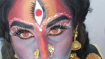 அடி ஆத்தி... கல்கத்தா காளியாக அவதாரம் எடுத்த பிக்பாஸ் வனிதா... செம்ம டெரர் லுக் போட்டோஸ்...!