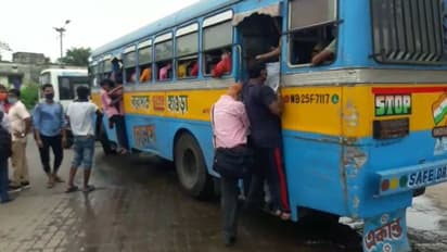 শিকেয় উঠেছে যাত্রীদের ৫০ শতাংশের নিয়ম, তিল ধারণের জায়গা নেই বাসে