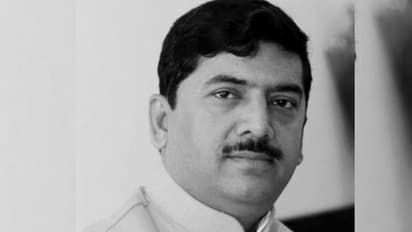 BJP पूर्व सांसद शरद त्रिपाठी का निधन, स्मृति ईरानी कहा-'ऐसा लगता अभी बोल उठेगा दीदी कार्यक्रम करना है'