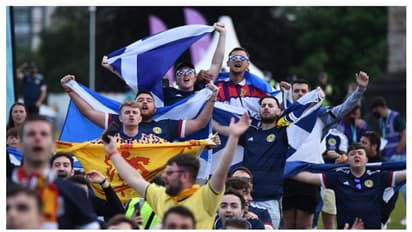 কোভিড নিয়েই খেলা দেখছে ২০০০ স্কটিশ সমর্থক, রিপোর্ট আসতেই আতঙ্কে ইউরো ২০২০