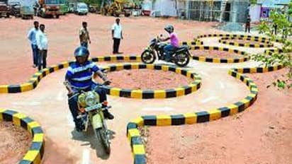 இனி சனிக்கிழமைகளிலும் லைசென்ஸ் பெறலாம்..! வட்டாரப் போக்குவரத்து அலுவலகம் செயல்பட தமிழக அரசு அனுமதி