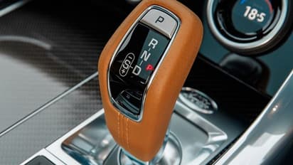 ರೇಂಜ್ ರೋವರ್ ಸ್ಪೋರ್ಟ್ SVR ಕಾರು ಬಿಡುಗಡೆ; ದುಬಾರಿ ಕಾರಿನಲ್ಲಿದೆ 10 ವಿಷೇಷತೆ!