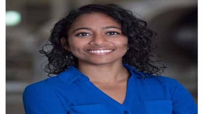 అంతరిక్షయానానికి తెలుగు మూలాలున్న యువతి: ఎవరీ శిరీష బండ్ల?