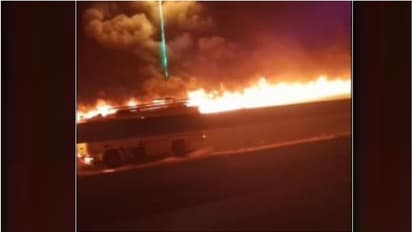 സൗദിയില് ഇന്ധന ടാങ്കറിന് തീപിടിച്ചു