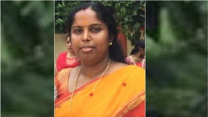 പ്രവാസി മലയാളി വീട്ടമ്മ നാട്ടില് മരിച്ചു